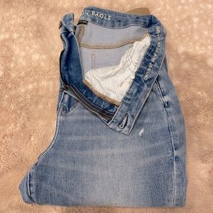 American Eagle Curvy Super Hi Rise Dream Jean